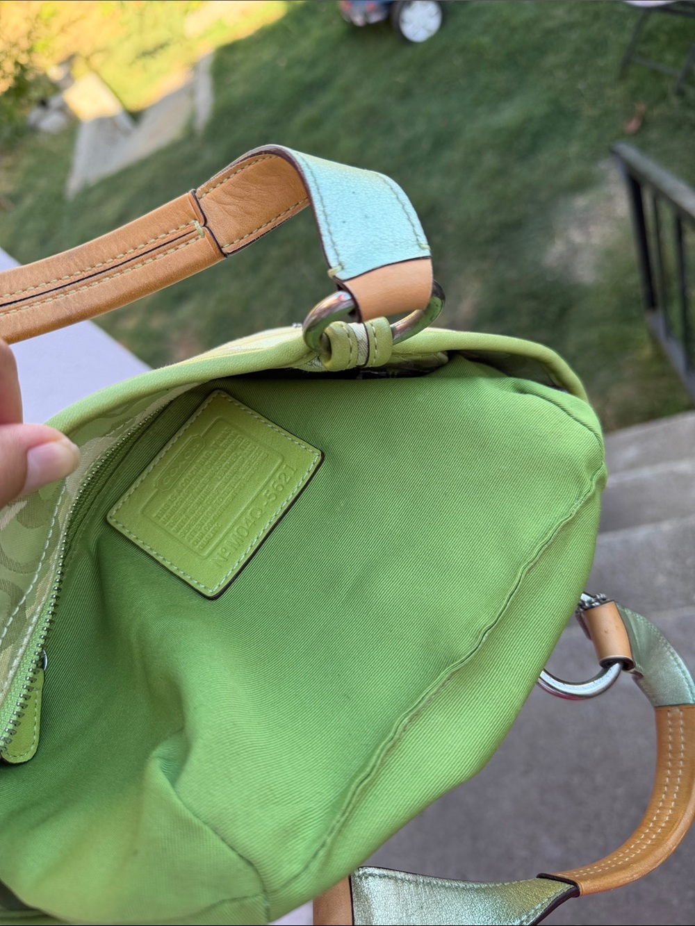 RARE 2004 Coach 5621 Soho Signature Optic Ladybug Tote Green Y2K🐞💚 - Picture 15 of 17